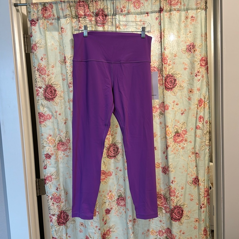NWT! Lululemon Align Leggings 25”